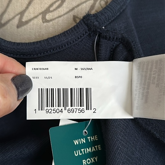 Roxy Good Keepsake Navy Textured Crop Top - Picture 12 of 15